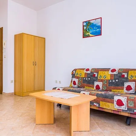 Apartment Cukon *