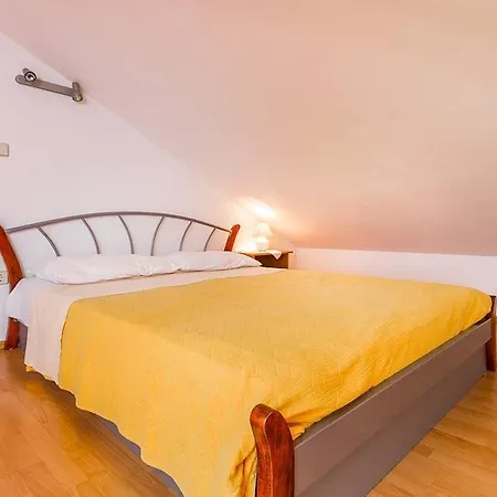 Cukon Apartment